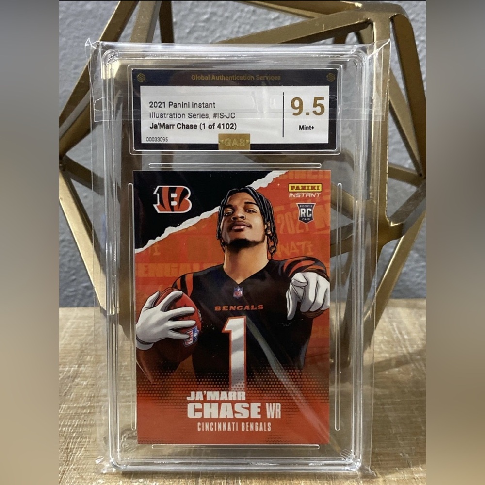 2021 Panini Instant NFL - Illustration Series Ja'Marr Chase #IS-JC /4102 (RC)